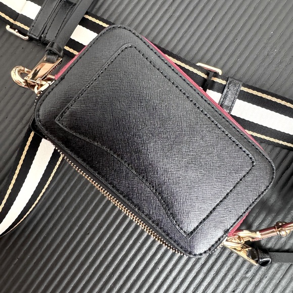 Marc Jacobs The Snapshot Crossbody Bag - Picture 2 of 5
